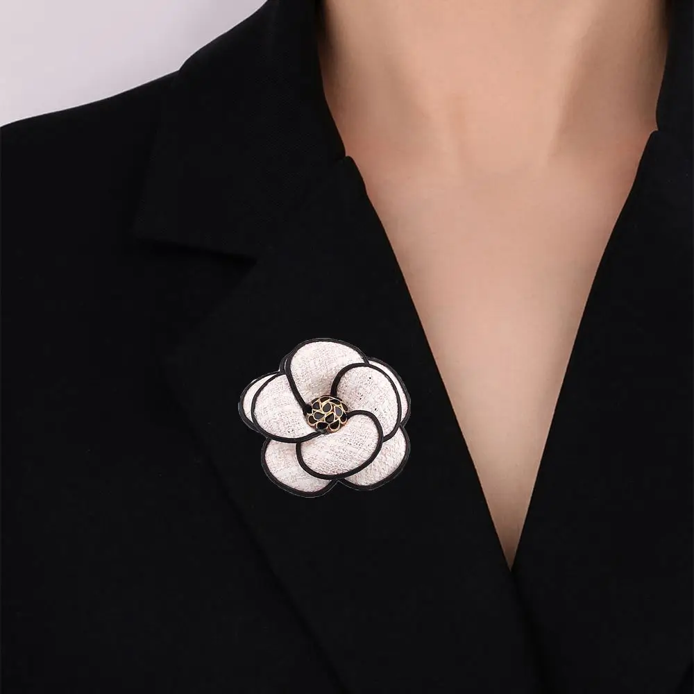 Coreea De Lux Elegant Tesatura Camellia Broșe Flori Insigna Pin Pentru Guler De Epocă Ace Nunti Petrecere La Birou Eșarfă Pin Bijuterii Imagine 0